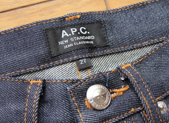 A.P.C.のリジッドデニム」はメンズファッションの定番アイテム 