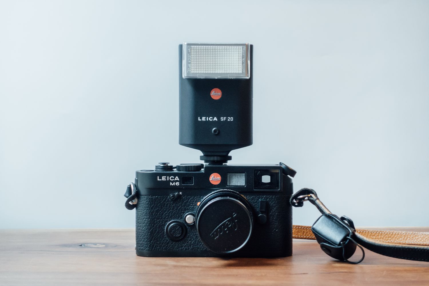 Leica M6 TTLで使える純正フラッシュSF 20を購入。 | DRESS CODE